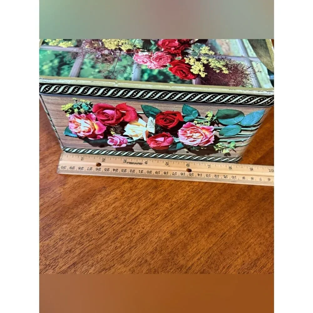 Vintage Peek Frean & Co London England Collectible Biscuit Tin Floral Red Gold